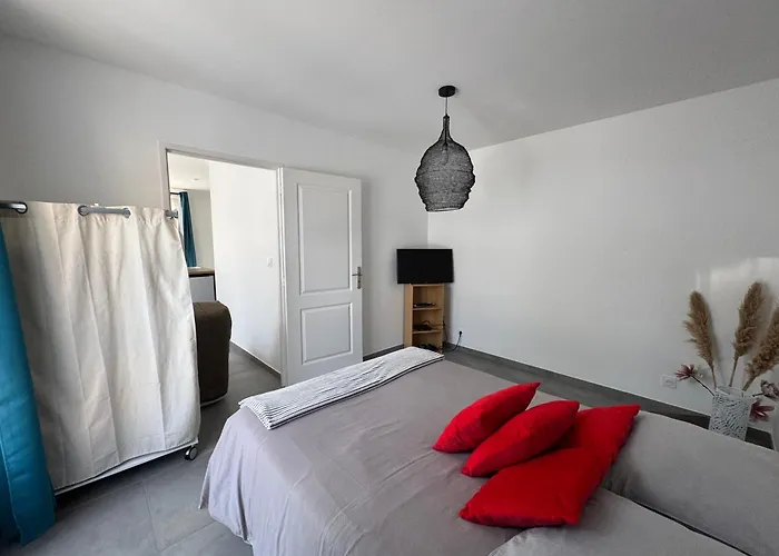 Hebergement Neuf, Centre-Ville De Morestel - Residence Boyraz
